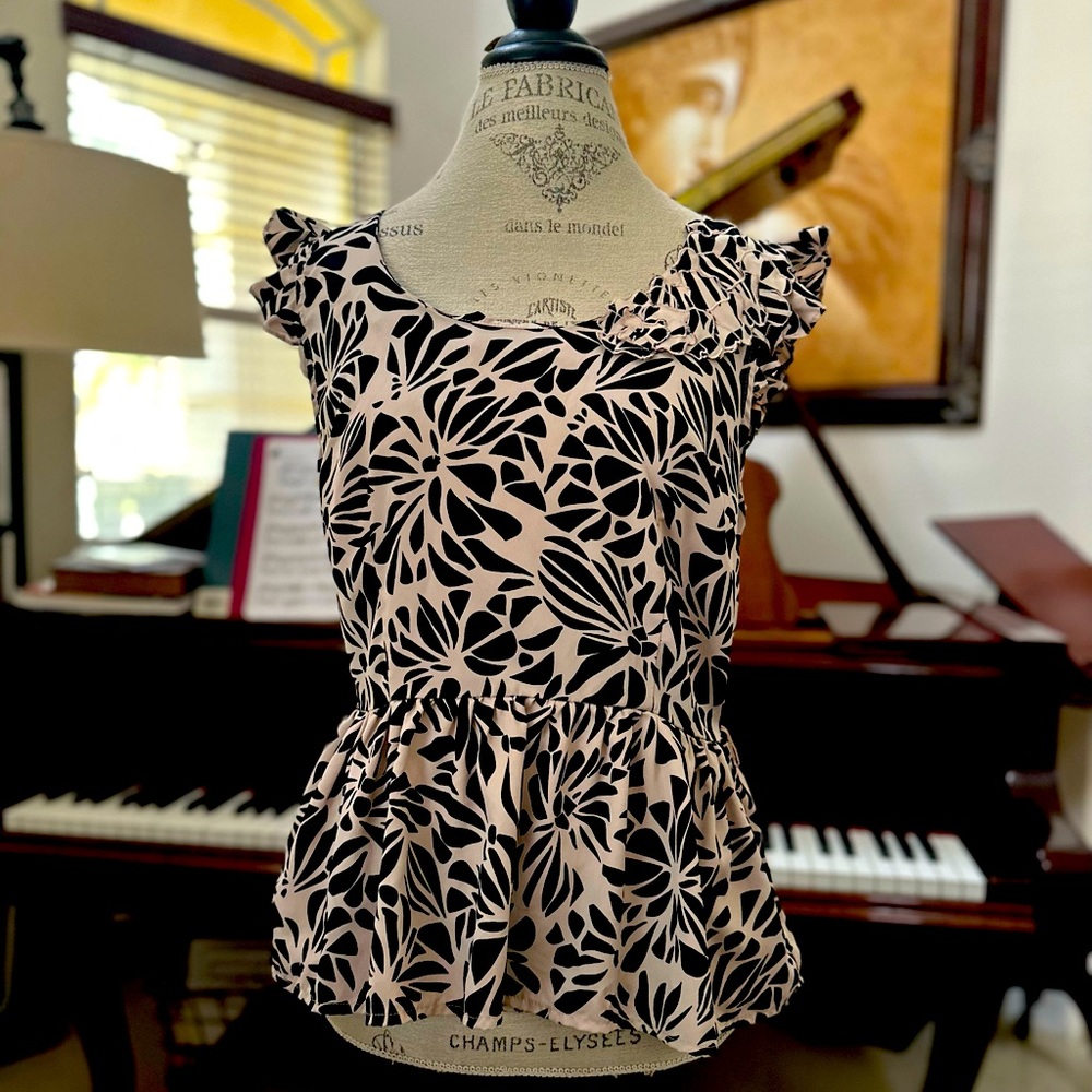 Elle Blouse Small,